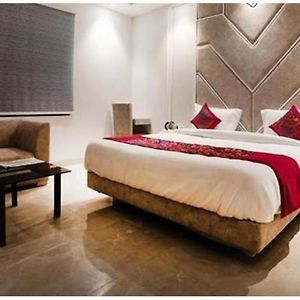 Fabhotel Prime Anchorage